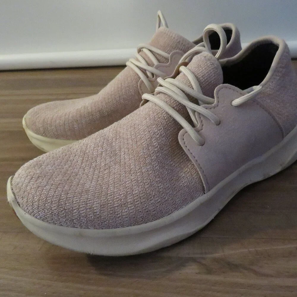 VESSI Everyday Classic Sneaker Athletic Shoes in Classic Blush - Women's Sz 8 - Picture 2 of 13